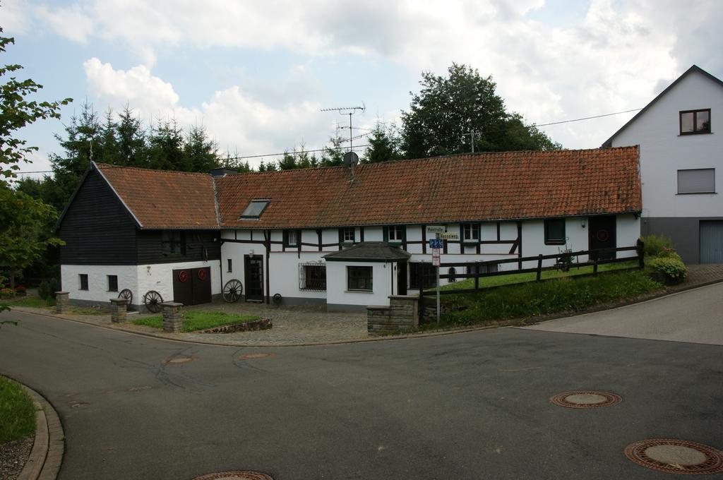 Eifelhoeve In Benenberg Hellenthal Habitación foto